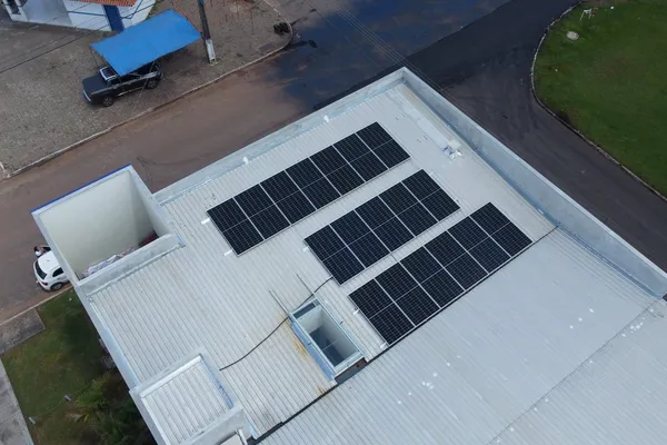 Instalação de energia solar em Nova Olinda — 9,9 kWp