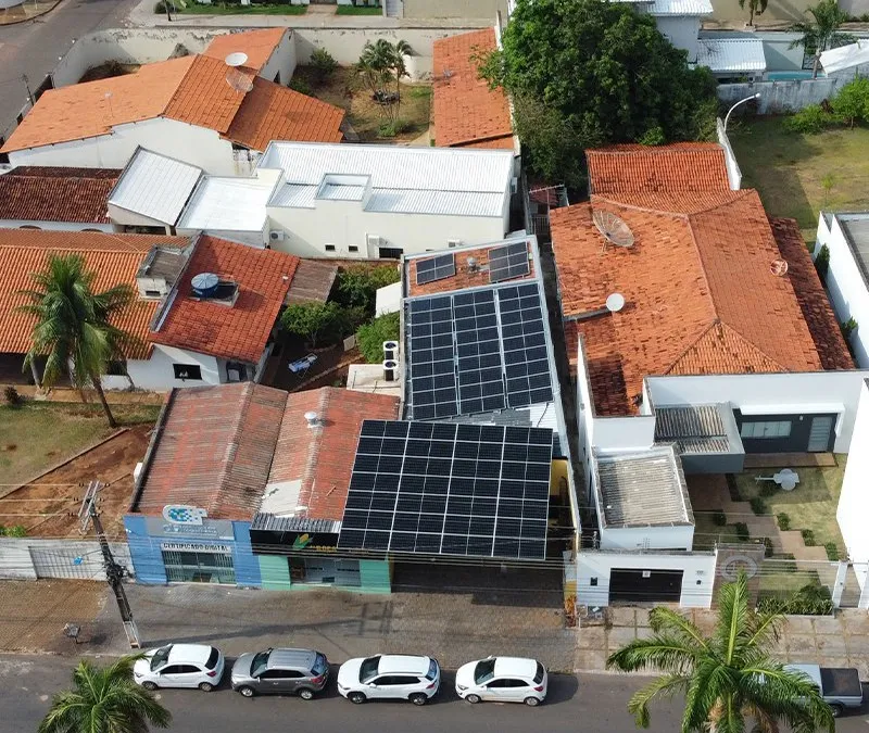 Sistema comercial de 32,4 kWp
