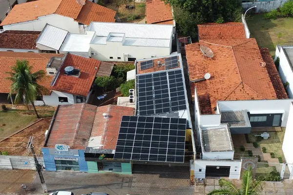 Instalação de energia solar em Araguaína — 32,4 kWp