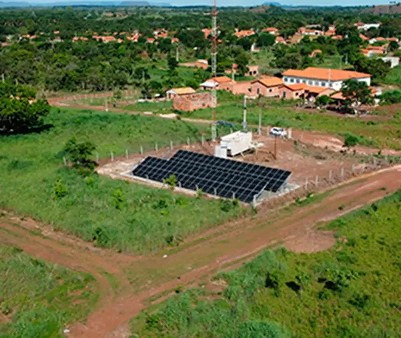 Sistema comercial de 44,28 kWp