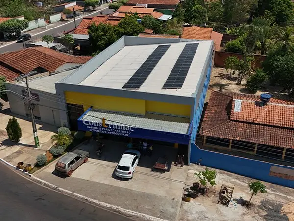 Sistema fotovoltaico instalado pela Suno Solar em Bandeirantes do Tocantins — TO